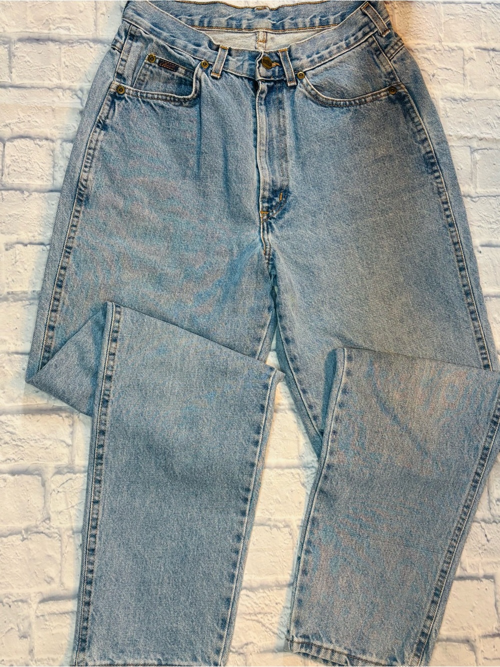 Vintage High-Rise Women’s Chic Jeans Size 10 Made in the U.S.A W 28”